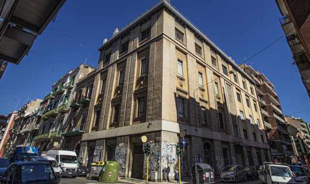 Il palazzo dell'ex Set: l dove le centraliniste telefoniche mettevano 